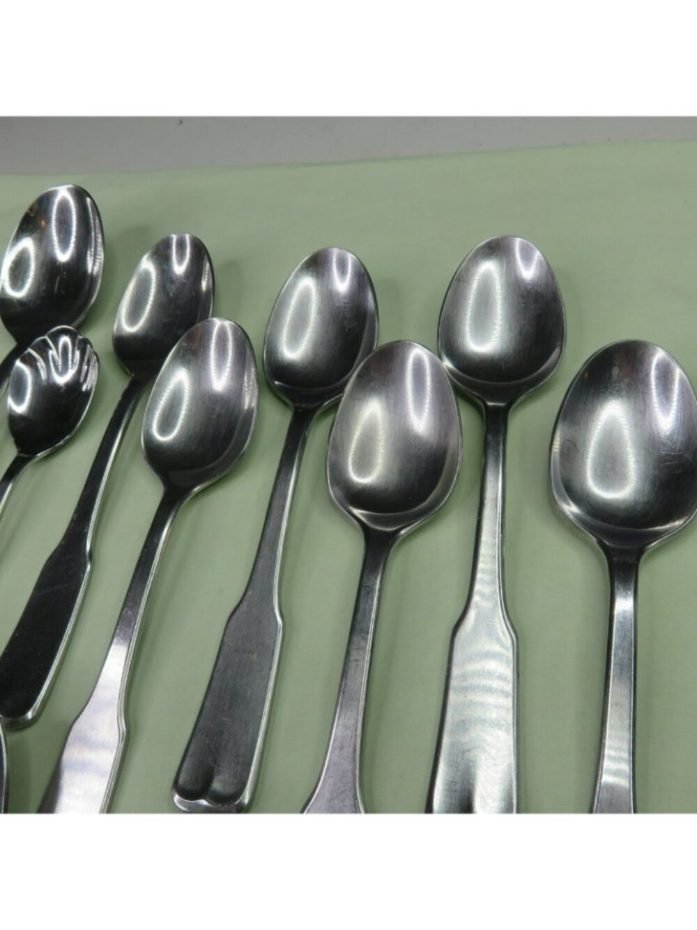 International Westminster Lot of 17 Spoons 5 Teaspoons 10 Soup 1 Sugar 1 Serving - Picture 2 of 8